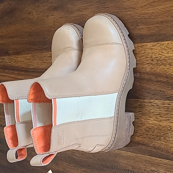 Sorel Shoes - Sorel Joan Now Chelsea Tan Leather Ankle Boots 8.5